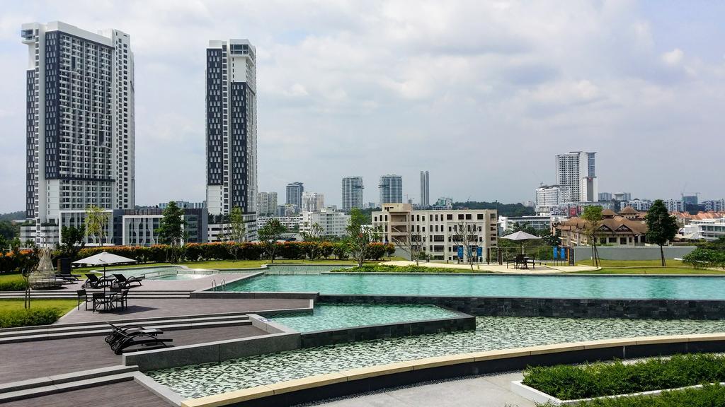 Hyve Soho Suites Cyberjaya Ngoại thất bức ảnh